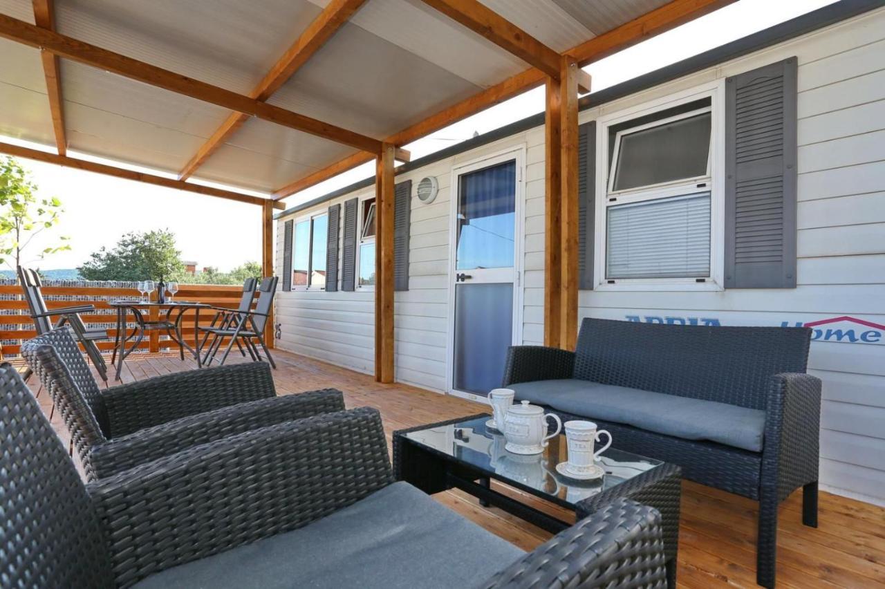 Poolside Mobile Home Torrette Eksteriør billede